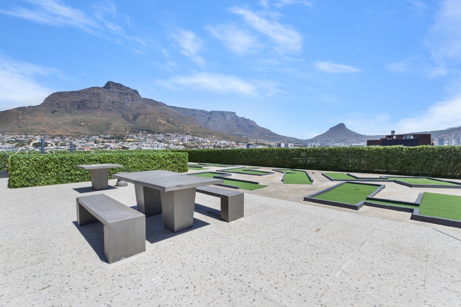 1 Bedroom Property for Sale in Woodstock Western Cape